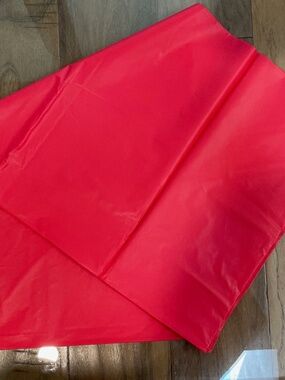 New Plastic/Vinyl Party Tablecloth
